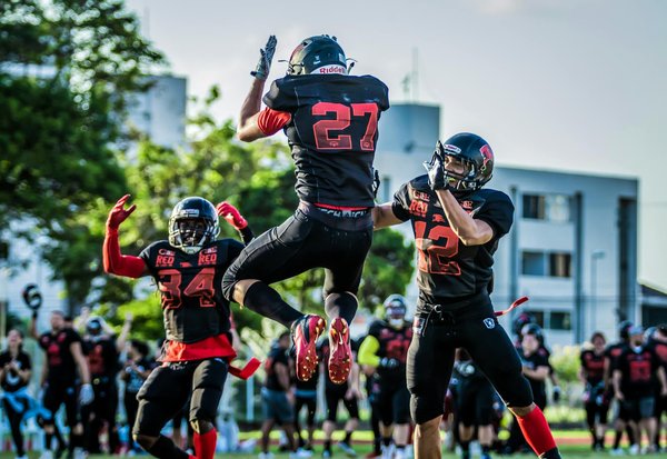 What are the must-have accessories to elevate your wardrobe?